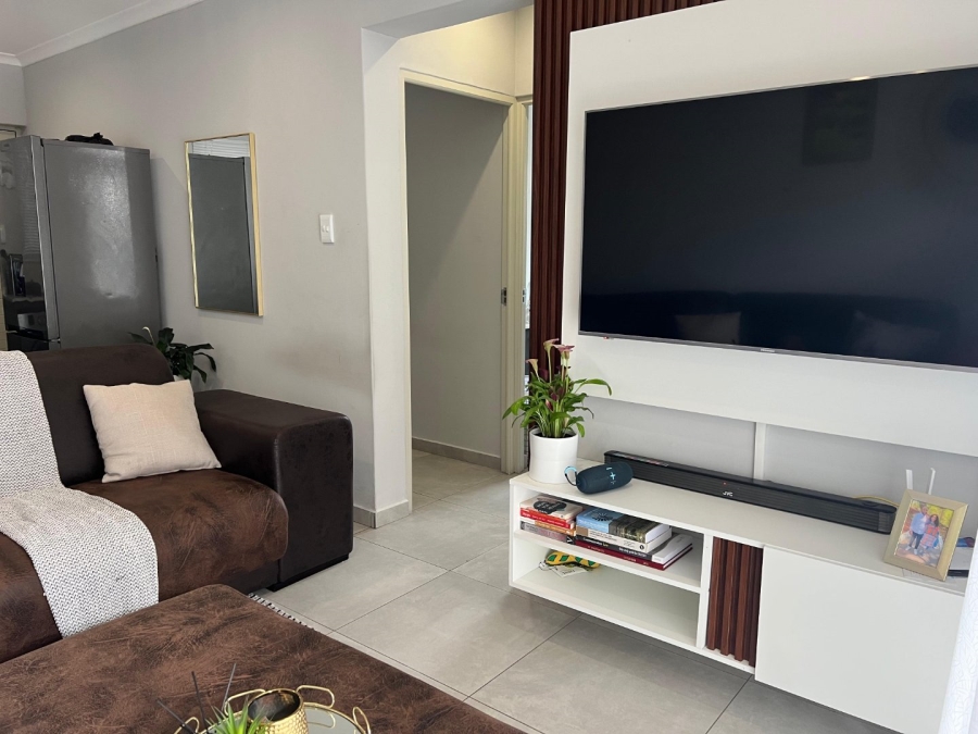 2 Bedroom Property for Sale in Parklands Western Cape